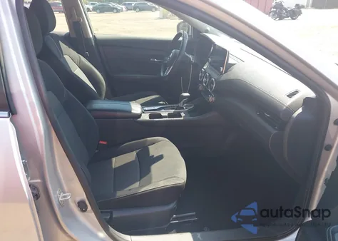 2021 Nissan Sentra Sv Xtronic Cvt z USA, uszkodzony, nr VIN 3N1AB8CV6MY297522